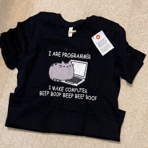 Black Graphic T-Shirt with Cat Design NWT large